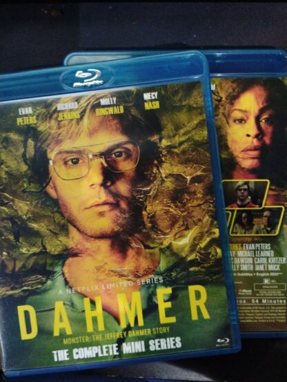*limited run* DAHMER - Monster: The Jeffrey Dahmer Story (TV Series 2022) | 2-Disc Region-Free (Blu-Ray) Set