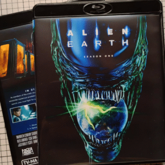*limited run* Alien: Earth (TV Series 2025- ) | Season One | 2-Disc Region-Free (Blu-Ray) Set *BLACK CASE EDITION*