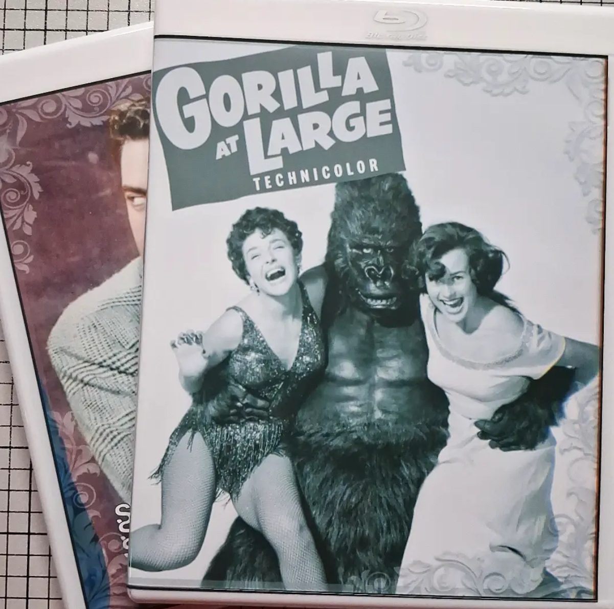 Gorilla at Large (1954) | Region-Free (Blu-Ray)